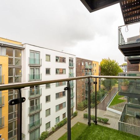 Amazing Modern 2 Bedroom Flat In Greenwich For 4 People Лондон Екстериор снимка