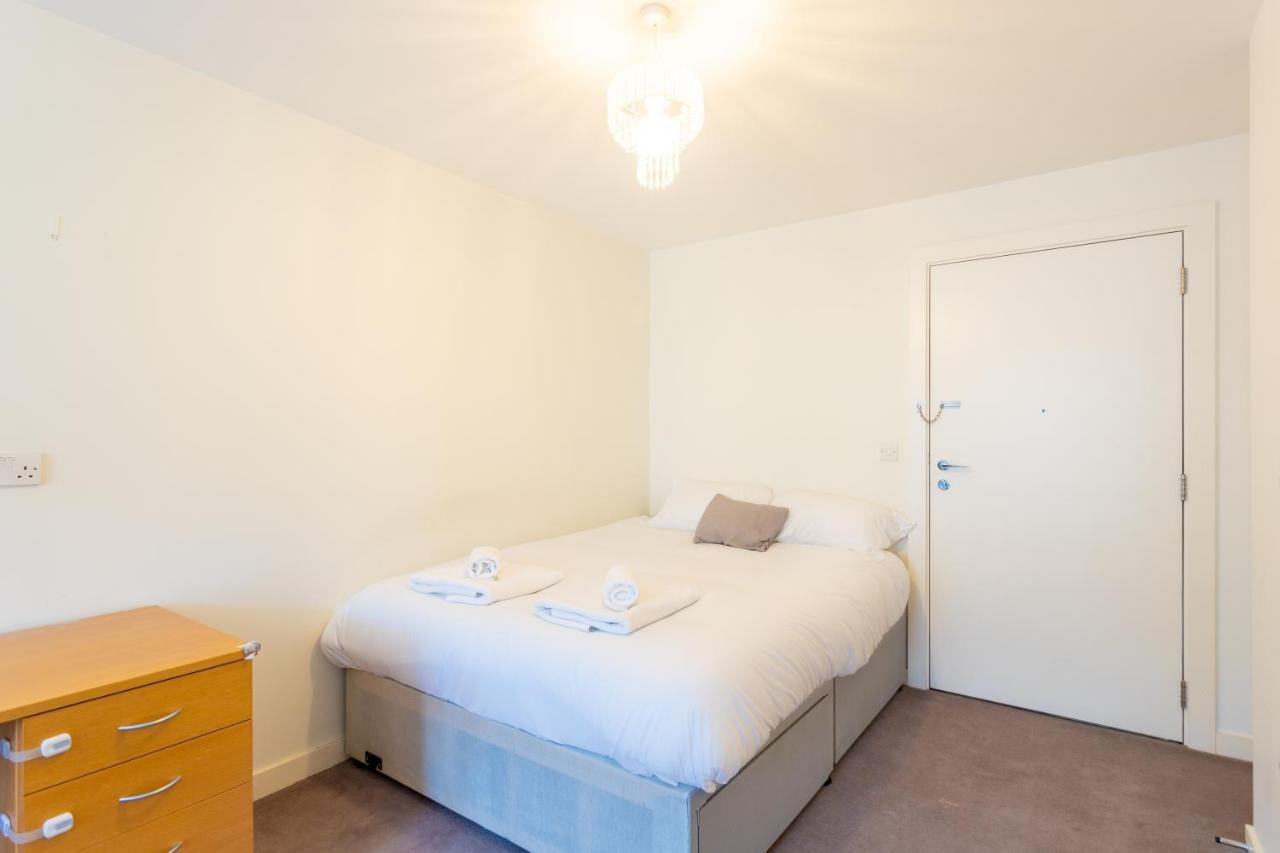 Amazing Modern 2 Bedroom Flat In Greenwich For 4 People Лондон Екстериор снимка